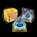 Natürlicher Kristall Kies Pyramide Ornament Harz Verwickelt Kugel Heimdekor Box Set - X11 Schütze (Amethyst + Blau Türkis Splitter) / Einzelstück