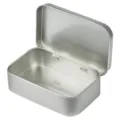 Silberne Metall-Dose mit Klappdeckel, perfekt zur sicheren Aufbewahrung kleiner Gegenstände. - 95x60x26mm (Hoch) / Silber