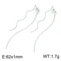 Boucles d'oreilles longues à franges ondulées en acier inoxydable, élégantes et stylées. - 62x1mm / Argent