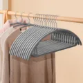 Rutschfeste Samt Kleiderbügel grau 45x21.5cm nahtloser Kleiderbügel für erwachsene Garderobe. - Halbrund / Grau