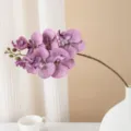 Ramo di orchidea Phalaenopsis artificiale, fiore di seta a 7 teste per decorazione domestica. - Viola chiaro