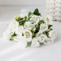 Kunstmatig wit rozenboeket 5-vork simulatiebloemen voor huis en huwelijksdecoratie - Wit