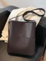 Bolso bombonera minimalista de cuero marrón oscuro, elegante bolso cruzado de gran capacidad. - Café Oscuro