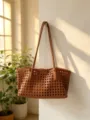 Bolso tote de hombro de cuero trenzado marrón para mujer, bolso casual de gran capacidad. - Marrón