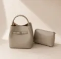 Élégant sac seau en cuir avec pochette zippée assortie, sac à main tendance pour femmes. - Gris éléphant