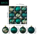 9 Stk. 6cm Christbaumkugeln Set, grüne galvanisierte Kunststoff Deko Kugeln für Weihnachtsbaum. - 9er Set / Tannenzapfen Gestreifter Stil (MJNX69-131)