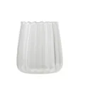 Hittebestendige transparante glazen beker met ribbelontwerp en golvende rand voor koffie melk. - Laag getextureerd druppelglas (450 ml)