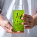 Leuke glazen beker met schattige konijnenprint en tekst, vierkante drinkbeker voor sap. - Konijn