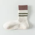 Chaussettes de yoga antidérapantes femme en coton mi-haut pour pilates fitness et sol d'hiver - Taille unique / Beige
