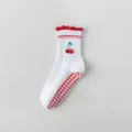 Chaussettes de yoga antidérapantes blanches pour femmes avec ravissante broderie de cerises. - Taille unique / Blanc Volant Rouge Cerise