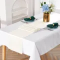 Elegante runner da tavola in raso per decorazione della tavola da pranzo e feste di nozze. - Bianco