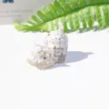 Natural crystal stone epoxy stretching cat figurine desktop home office decoration ornament - Howlite