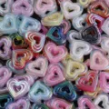 Perles de coeur en acrylique colorees avec placage UV, ideales pour bracelets et colliers DIY. - Couleurs Mélangées Aléatoires
