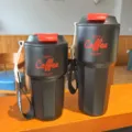 Stainless steel insulated coffee tumbler with strap portable travel water bottle 304 - 420ml / Black