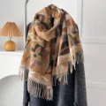 Vintage-style imitation cashmere winter scarf with elegant floral patterns and fringe. - Multicolor Star Flower - Camel / 200*65cm