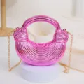 Sac à main boulette en acrylique rose avec chaîne dorée, design plissé tendance. - Rose rouge