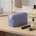 Blau-weiß gestreifte Kosmetiktasche aus Canvas, große Kapazität, Reise-Kulturbeutel und Aufbewahrung. - Blau Gestreift