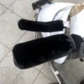 Winter plush motorcycle handlebar cover warm black non-slip grip protector for electric scooter - Four-Piece Set / Black