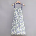 Floral canvas kitchen apron with pocket, breathable adult anti-fouling workwear for cooking - Regular Fit / Blue White Floral