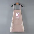 Grembiule da cucina impermeabile donna, rosa marrone con asciugamani laterali e disegno coniglio. - Coniglio Vivace (Tergicristallo) / Rosa pelle
