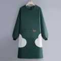 Green long sleeve waterproof apron kitchen workwear with pockets and fleece details - Hand-wipe Style / Dark Green