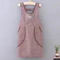 Waterproof kitchen apron with plaid pattern and pockets, oil-resistant home cooking smock. - Coffee