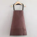 Grembiule da cucina corto con tasche e bretelle per cucina domestica e lavoro al ristorante. - Halter Neck / Allacciatura al collo caffè