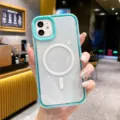 Transparente Magnetische Handyhülle für iPhone mit Macaron Farbe Rahmen Stoßfeste Schutzhülle - Himmelblau / iPhone15