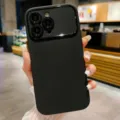 Flüssig matte Handyhülle Detail in einfarbig mit großem Kamerafenster Schutz Design. - Schwarz