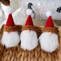 Filz Wichtel Weihnachtsbaum Anhänger süße Feiertag Dekoration Geschenk Box Zubehör - 3 Stück/Packung / Rot