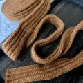 Braunes Strickband Wollband für DIY Weihnachtsdekoration Blumenstrauß Verpackung 1Stk - 3cmx3m / Kaffeebraun