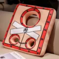 Cuscino di peluche gogna creativo divertente ufficio schienale collo regalo scherzo - 50x45cm / Rosso