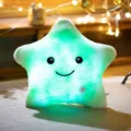 Cojin de peluche de estrella luminosa bonito suave LED brillante juguete decoracion ninos - 24*22cm / Estrella sonriente verde hierba