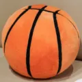 Oranger Basketball Plueschkissen weiches Stofftier runder Kissen Deko fuer Zuhause Geschenk - Klassisches Orange