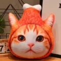 Simpatico Cuscino Peluche Gatto Arancione 3D Morbido Peluche con Cappello per Divano Casa - Stile Cuscino Coscia di Pollo 40cm