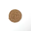 Runde Tischset aus Stroh geflochten, natürliche Pflanzenfaser Hitzeschutzmatte für Tisch. - Binsen-Untersetzer 15 cm