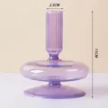 Purpurnes Glas Kerzenhalter Vase, minimalistische Tischdekoration für moderne Deko. - Großer Einschieniger Kerzenhalter / Lila