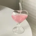 Herzförmiges Glas Kelch mit Strohhalm rosa Cocktail süß romantisch Geschirr für Bar Party - Transparent