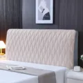 Vista dettagliata della fodera testata trapuntata beige, consistenza morbida, camera elegante. - Velluto olandese a rombi grandi - beige