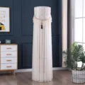 Elegante copertura in pizzo per condizionatore verticale con ricamo a farfalla e nappina chic. - Farfalle in volo caffè