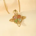 Goldener Edelstahl geometrischer Anhänger mit bunten Emaille Details, eleganter Halsschmuck. - Vierblättriges Kleeblatt