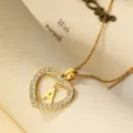 Goldfarbene Edelstahl Herz Kristall Buchstabe A Anhänger Halskette Detailansicht Schmuck - Buchstabe A / Gold