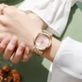Orologio da donna al quarzo dorato con quadrante rosa e cinturino in metallo - Quadrante Rosa Cassa Dorata