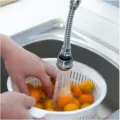 Estensione flessibile per rubinetto spruzzatore antispruzzo filtro per la cucina. - Modello lungo