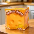 Grande giocattolo di compressione del formaggio rimbalzo lento scatola regalo divertente - Squishy formaggio 11 cm con scatola (arancione)