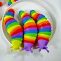 Rainbow articulated slug fidget toy, colorful flexible caterpillar stress relief toy. - Slug (Large 18cm) / Bulk/Unpackaged / Rainbow