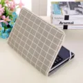 Fundade proteccion para ordenador portatil de tela con cuadricula gris 14 pulgadas - Cuadros Café