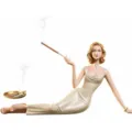 Elegante handgefertigte Keramikstatue für Aromatherapie, moderne abstrakte Frauenfigur in Elfenbein. - Beiger Stil