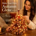 Dettaglio di un kit per albero autunnale fai-da-te con perline, luci calde e decorazioni - Kit Albero Autunnale con Perline