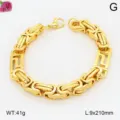 Vue de détail en gros plan de la texture du bracelet en acier au titane plaqué or. - 5